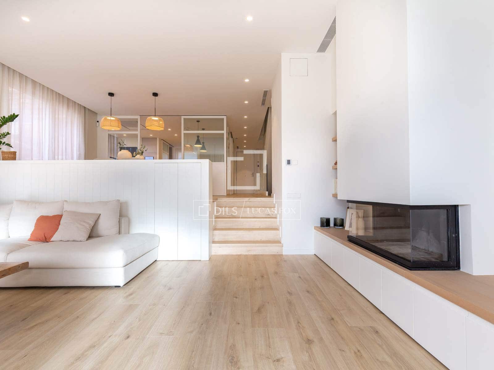 4 soveværelse Villa til salg i Esplugues de Llobregat med garage - € 2.340.000 (Ref: 10177436)