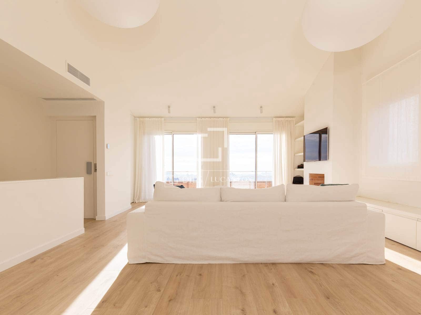 4 soveværelse Villa til salg i Esplugues de Llobregat med garage - € 2.340.000 (Ref: 10177436)