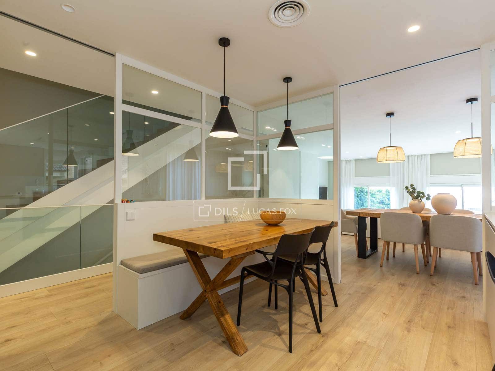 4 soveværelse Villa til salg i Esplugues de Llobregat med garage - € 2.340.000 (Ref: 10177436)