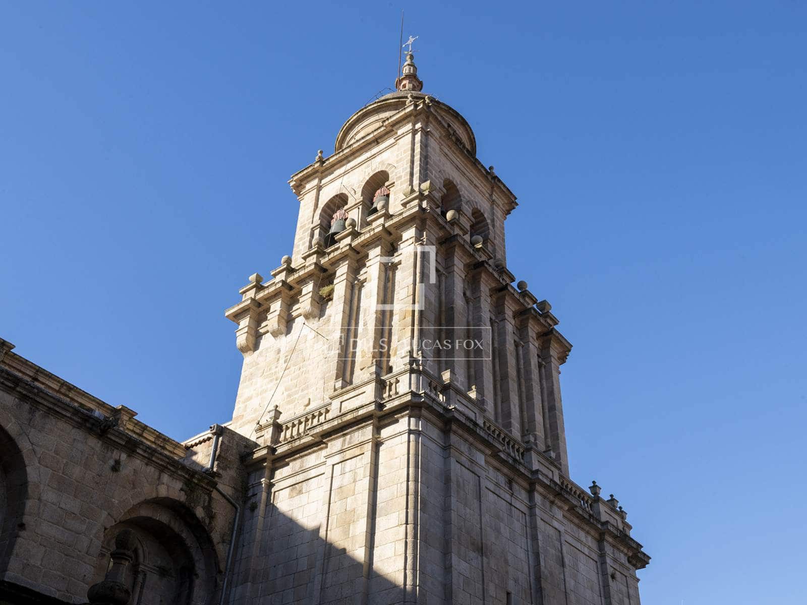 5 bedroom Commercial for sale in Ourense city - € 690,000 (Ref: 10177437)