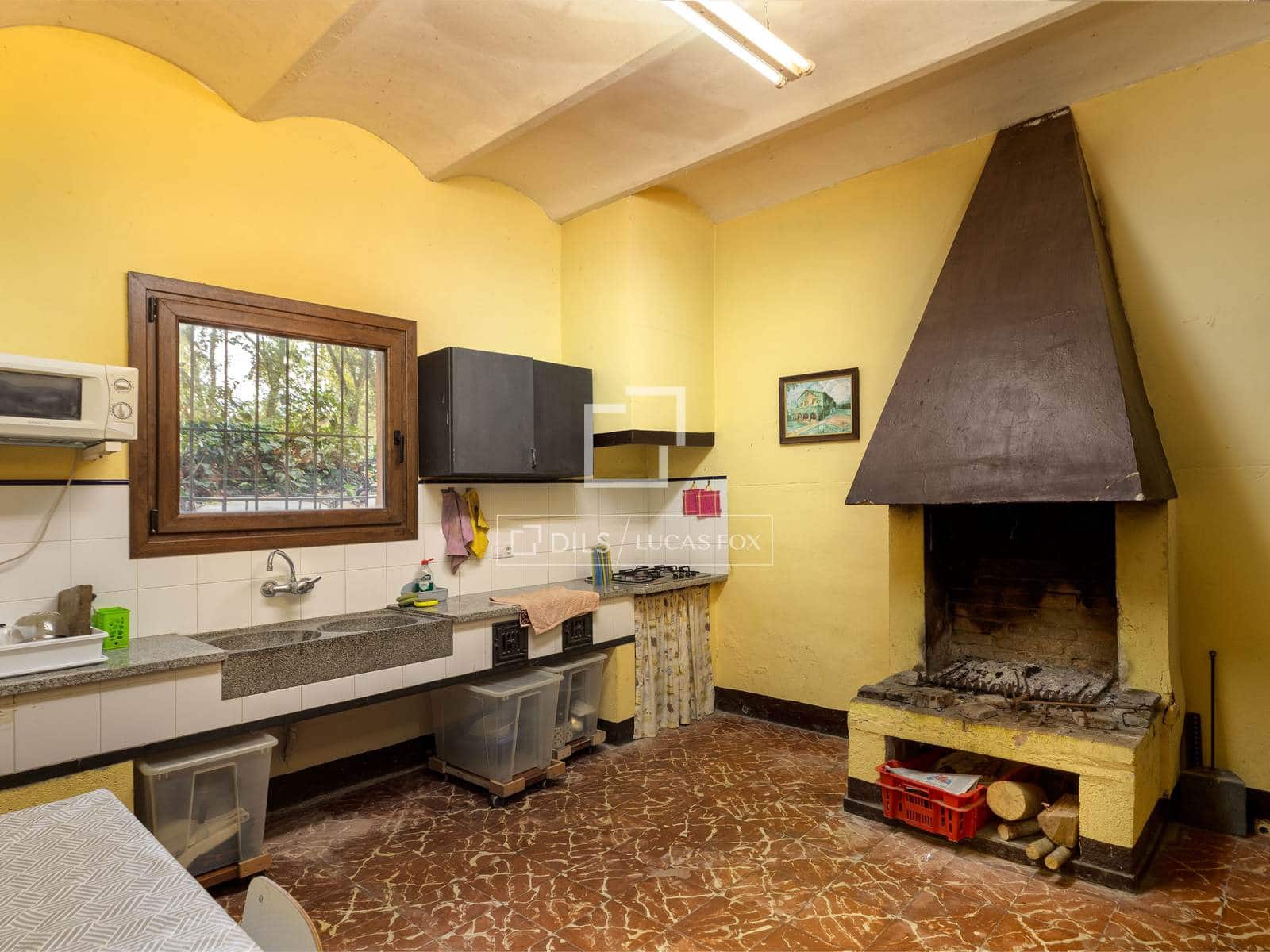 5 slaapkamer Finca/Landhuis te koop in Porqueres - € 650.000 (Ref: 10179602)