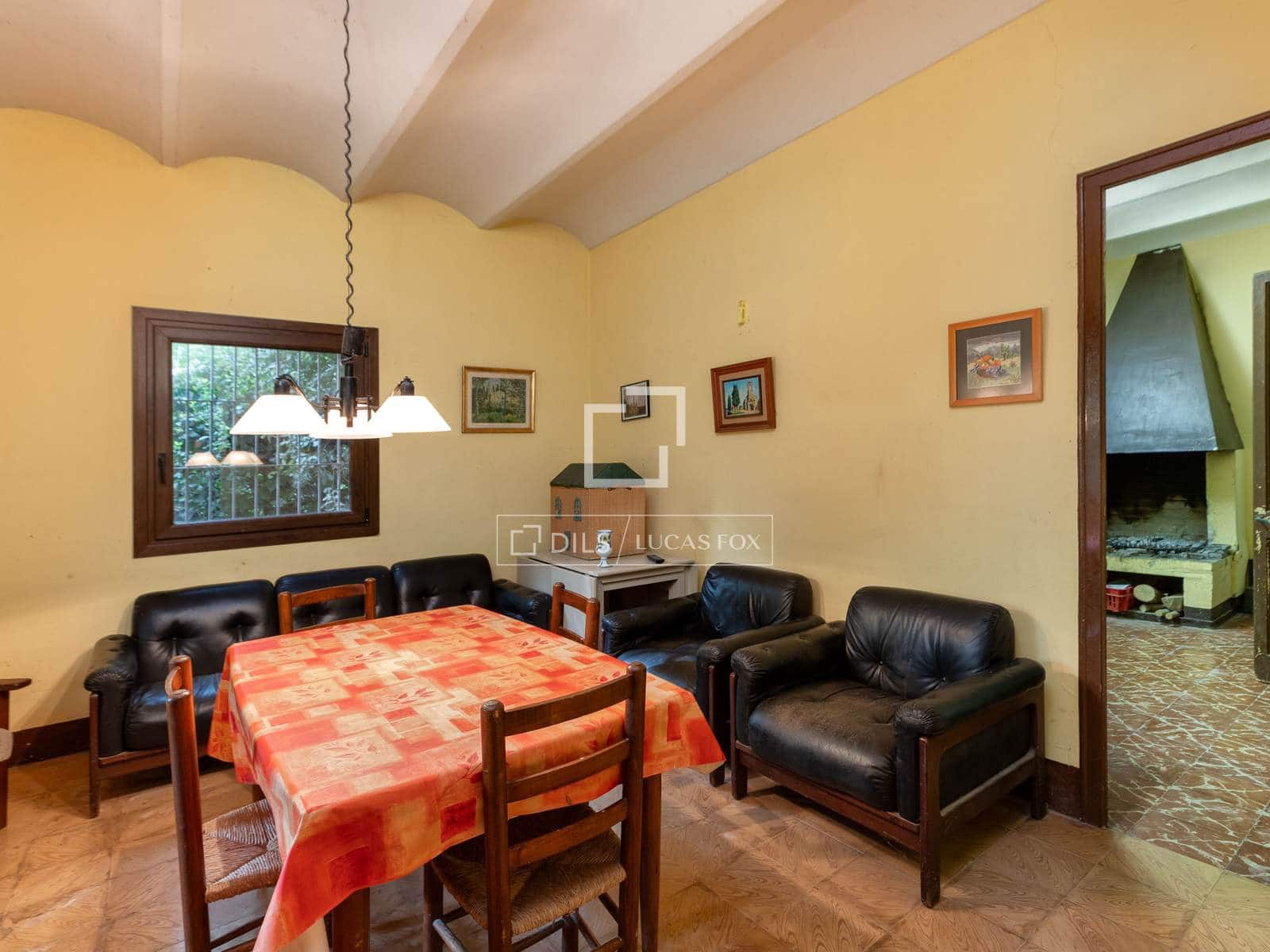 5 slaapkamer Finca/Landhuis te koop in Porqueres - € 650.000 (Ref: 10179602)