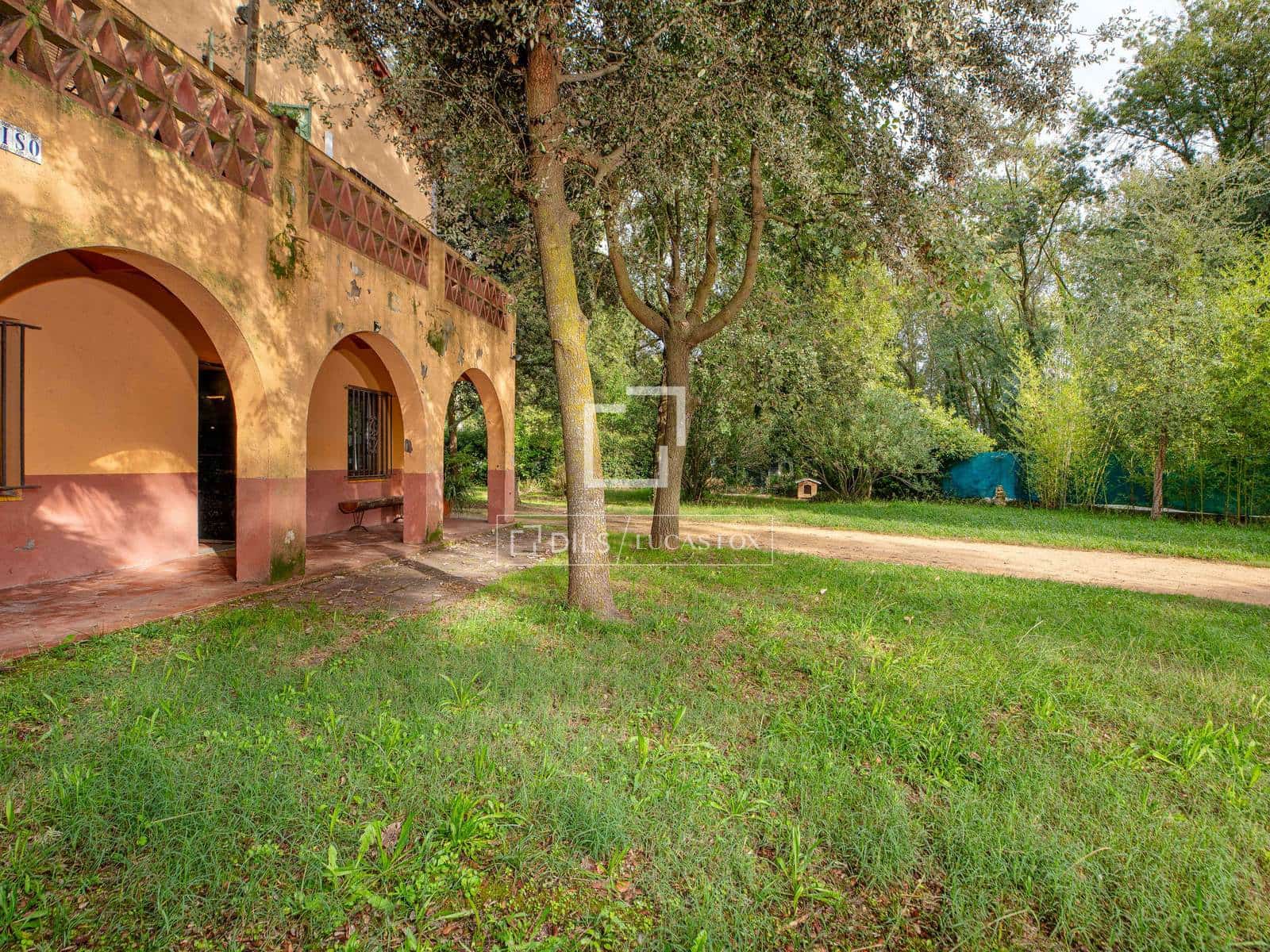 5 slaapkamer Finca/Landhuis te koop in Porqueres - € 650.000 (Ref: 10179602)