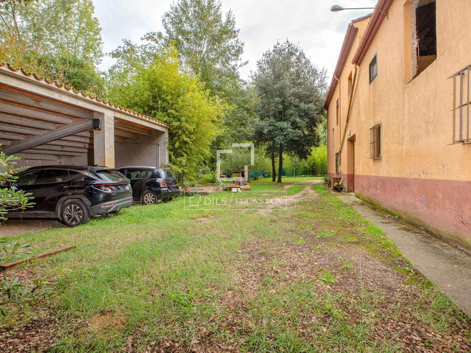 5 slaapkamer Finca/Landhuis te koop in Porqueres - € 650.000 (Ref: 10179602)