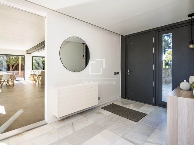 Chalet de 6 habitaciones en Gavà en venta con piscina garaje - 1.380.000 € (Ref: 10179603)