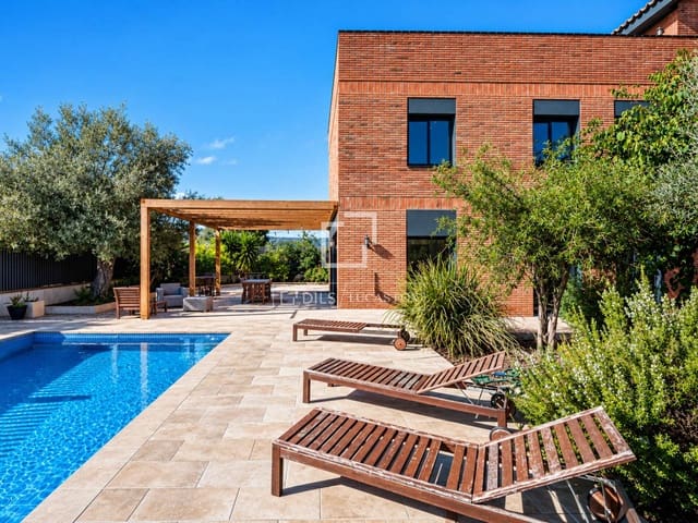 Chalet de 6 habitaciones en Gavà en venta con piscina garaje - 1.380.000 € (Ref: 10179603)