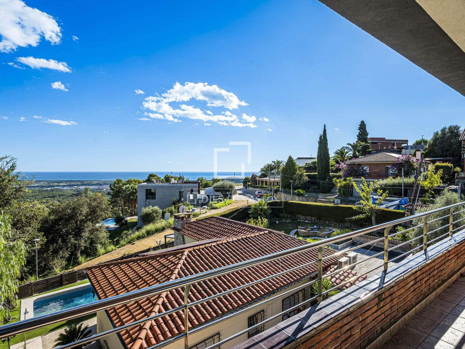 Chalet de 6 habitaciones en Gavà en venta con piscina garaje - 1.380.000 € (Ref: 10179603)
