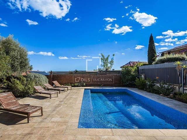 Chalet de 6 habitaciones en Gavà en venta con piscina garaje - 1.380.000 € (Ref: 10179603)