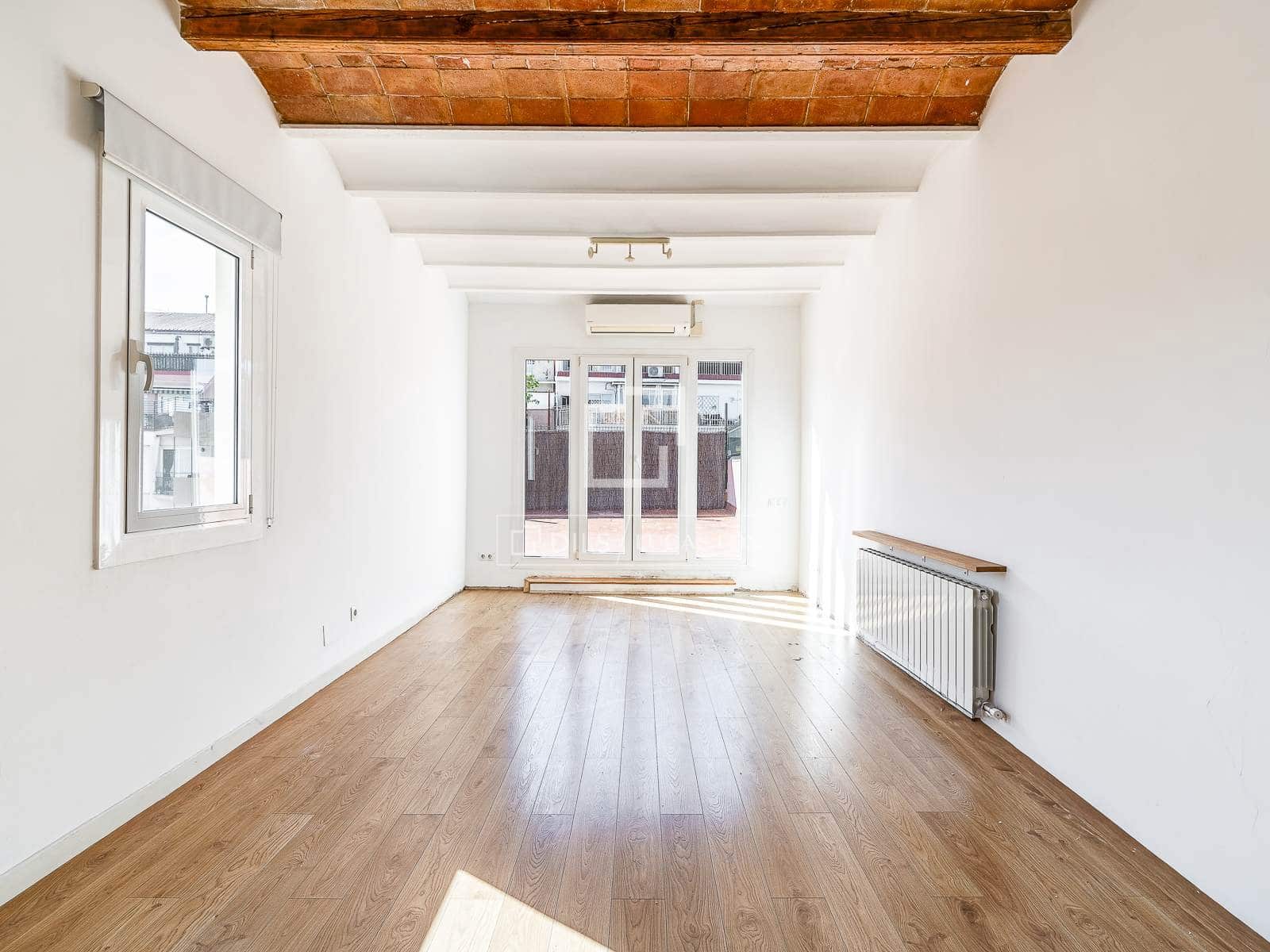 Apartamento de 3 habitaciones en Barcelona ciudad en venta - 749.000 € (Ref: 10180897)