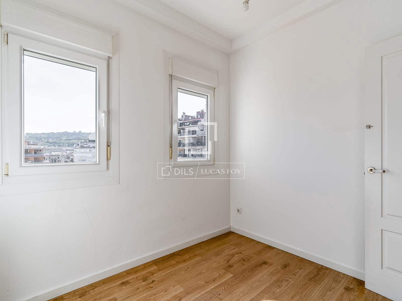 Apartamento de 3 habitaciones en Barcelona ciudad en venta - 749.000 € (Ref: 10180897)