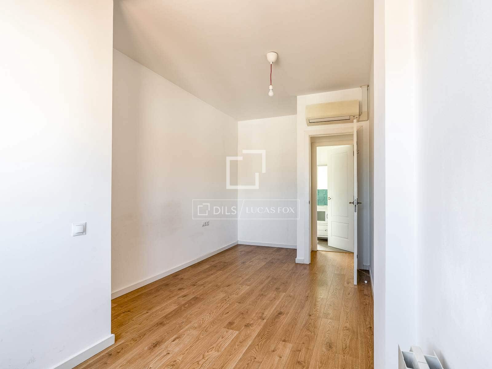 Apartamento de 3 habitaciones en Barcelona ciudad en venta - 749.000 € (Ref: 10180897)