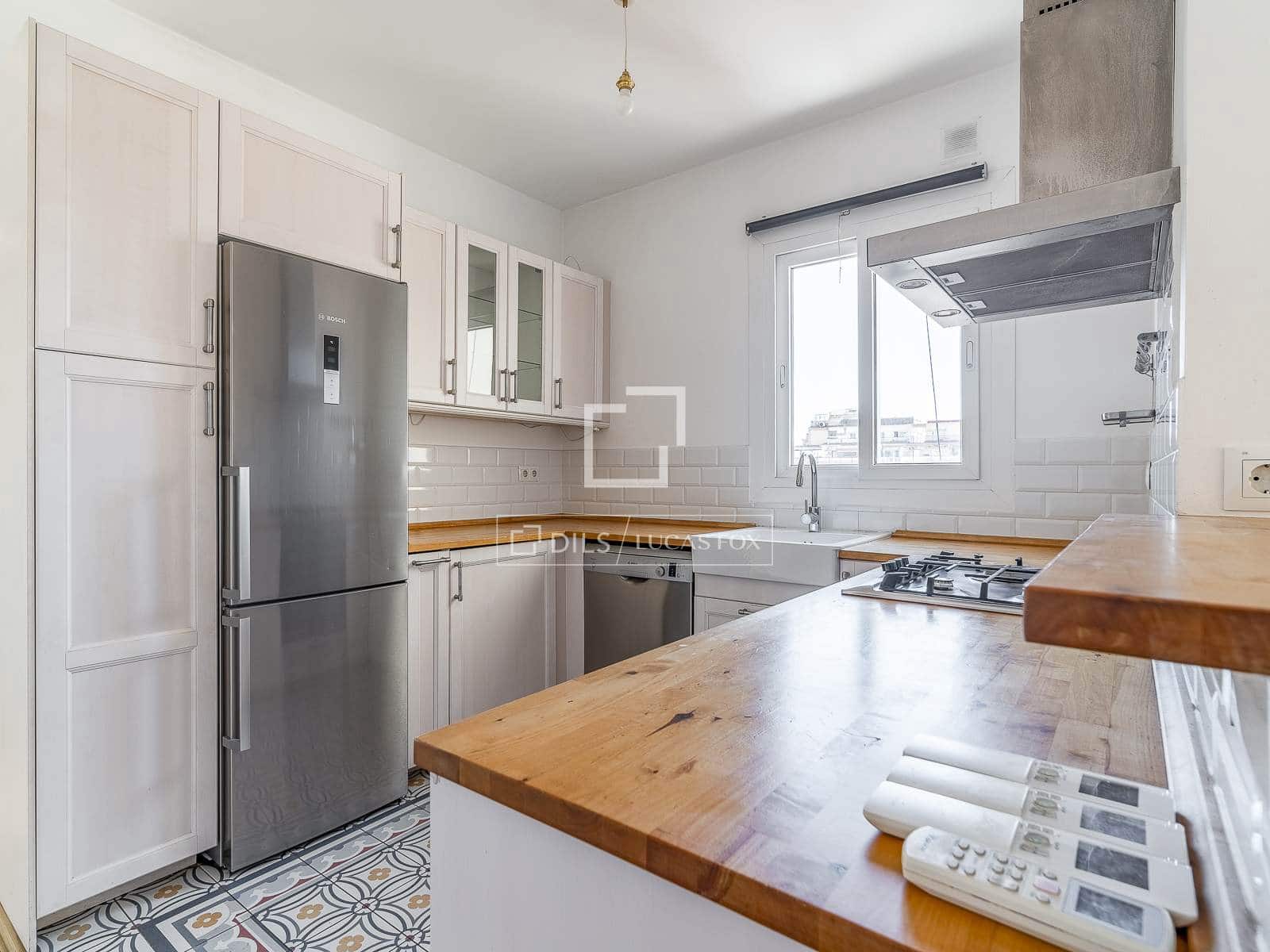 Apartamento de 3 habitaciones en Barcelona ciudad en venta - 749.000 € (Ref: 10180897)