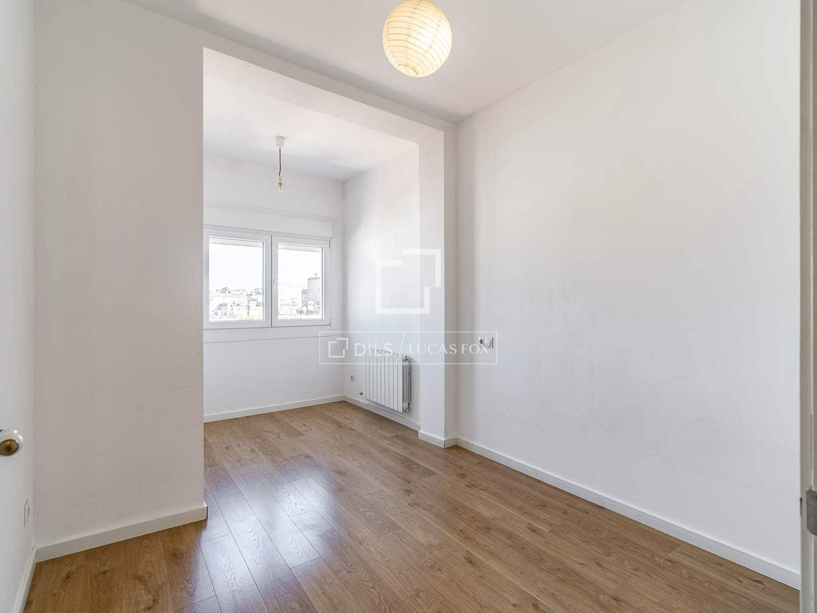 Apartamento de 3 habitaciones en Barcelona ciudad en venta - 749.000 € (Ref: 10180897)