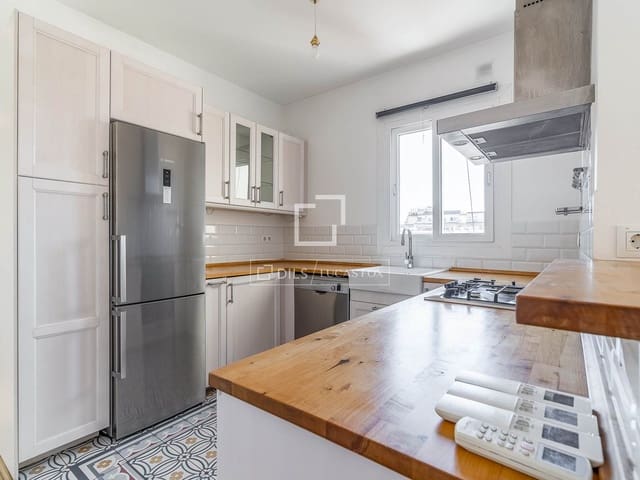 Apartamento de 3 habitaciones en Sant Antoni, Barcelona ciudad en venta - 749.000 € (Ref: 10180897)