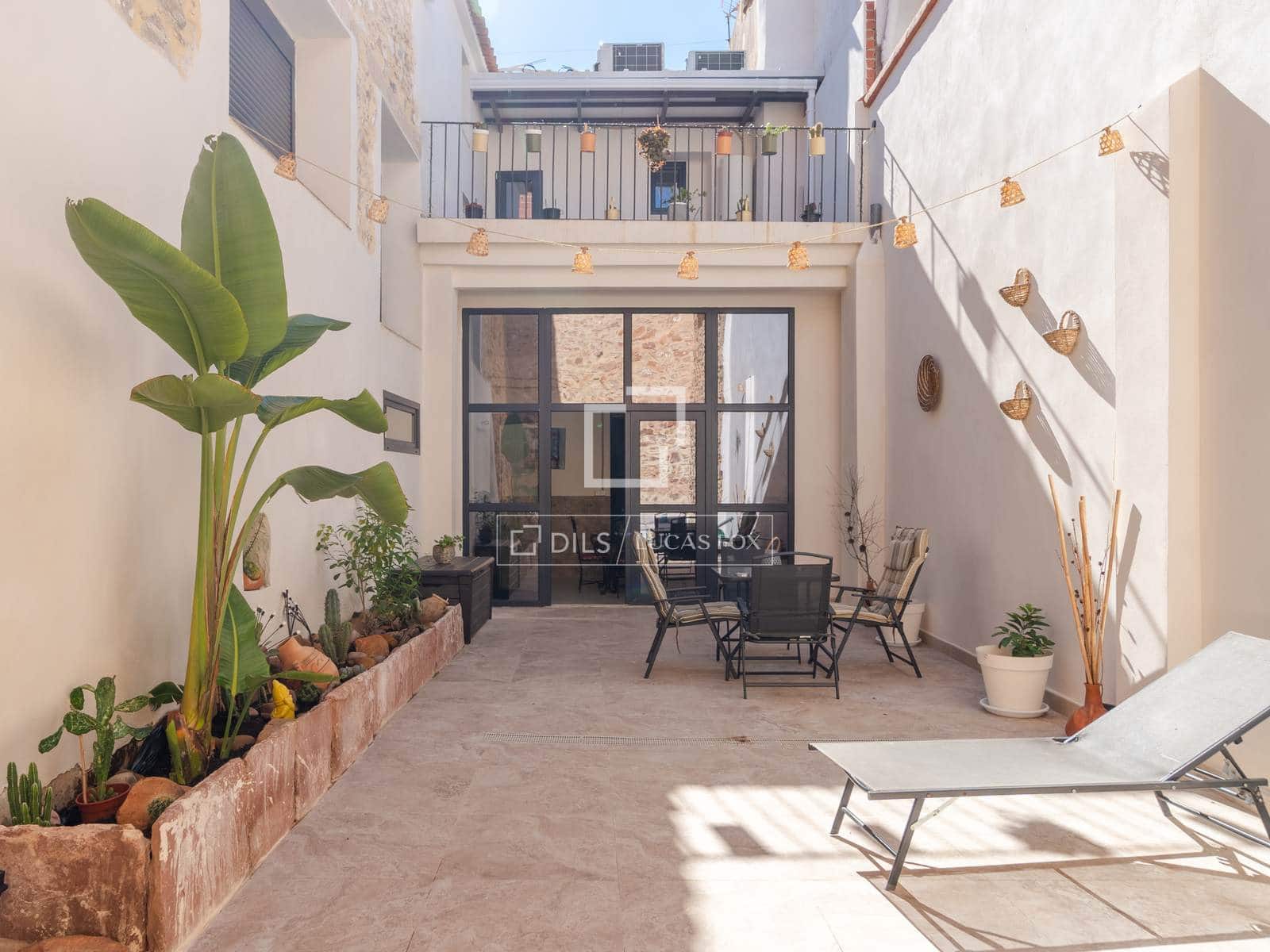 3 bedroom Villa for sale in Pucol with garage - € 825,000 (Ref: 10181625)
