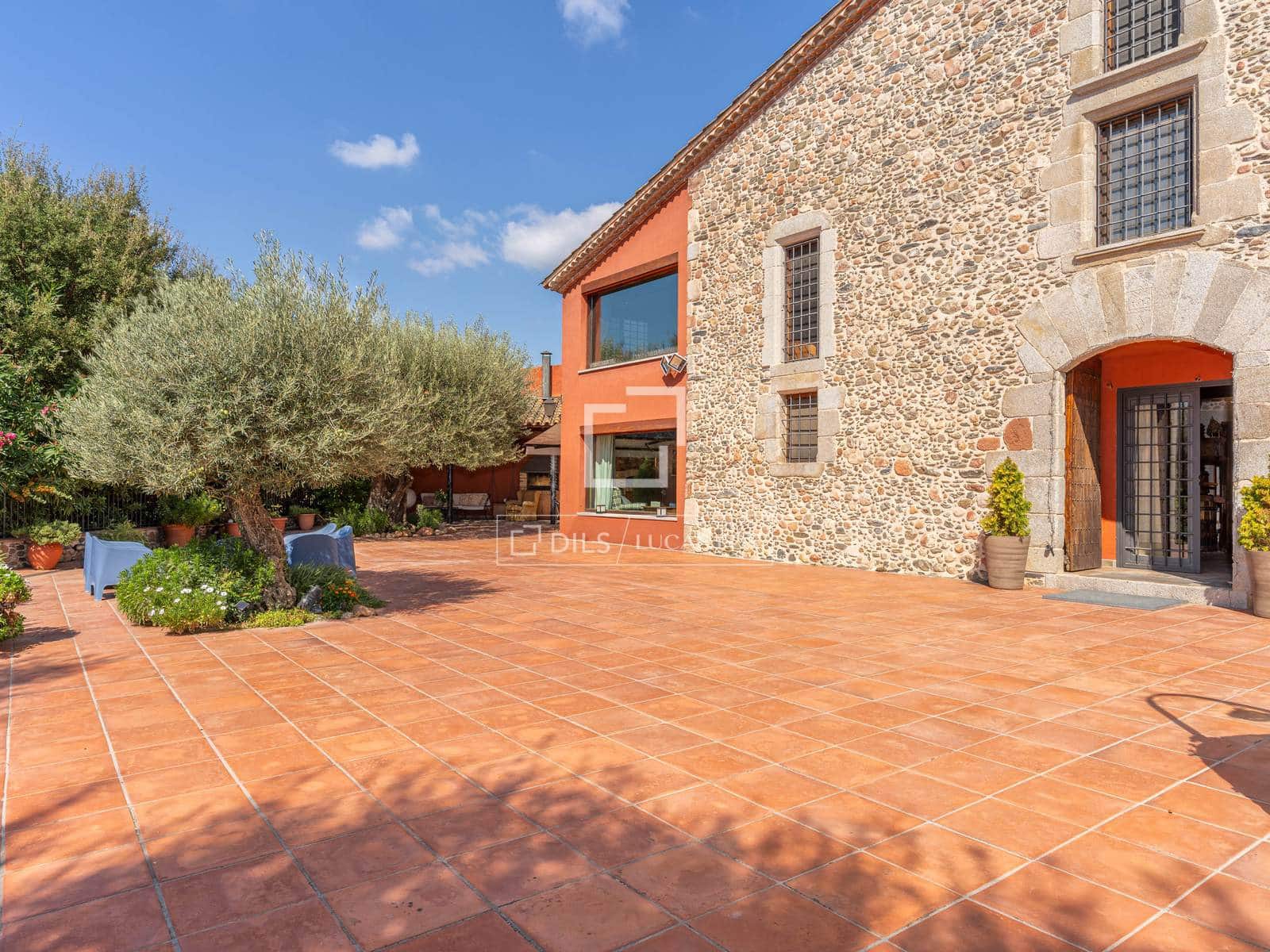 11 soverom Finca/Herregård til salgs i Sant Pere de Vilamajor med svømmebasseng garasje - € 2 900 000 (Ref: 10183448)