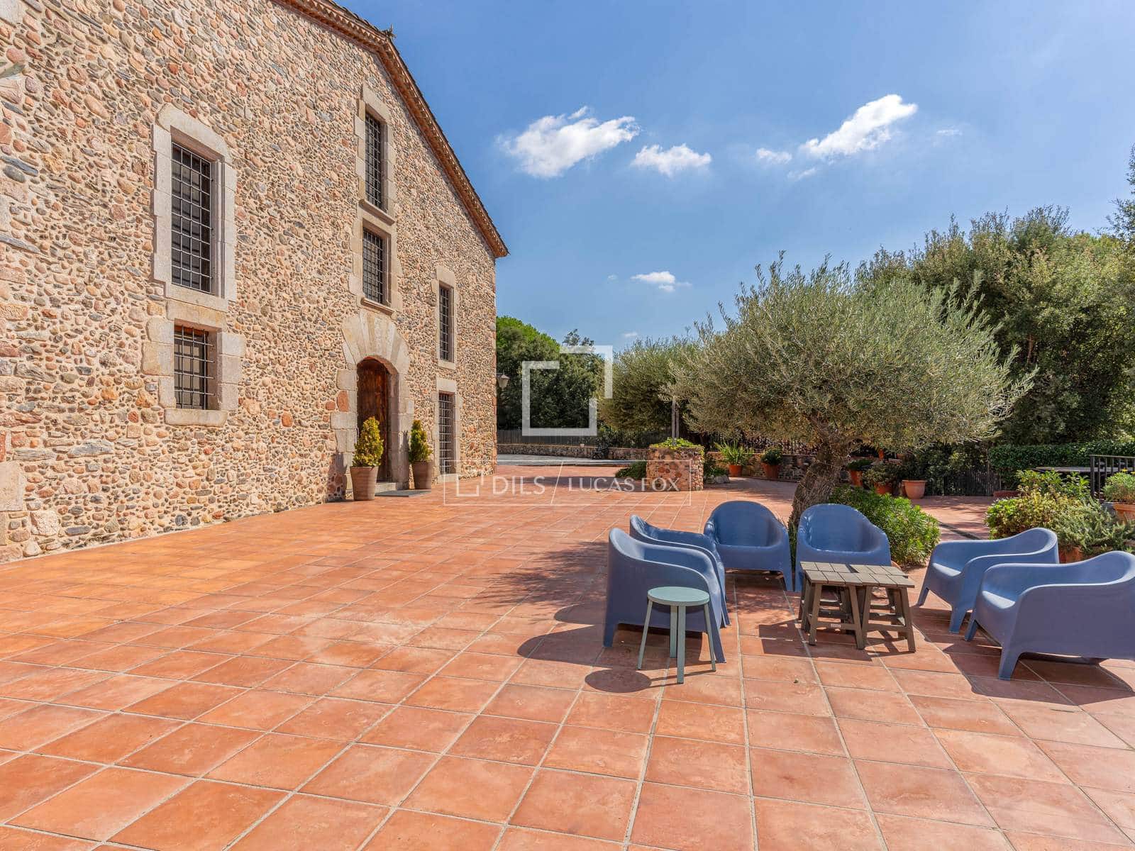 11 soverom Finca/Herregård til salgs i Sant Pere de Vilamajor med svømmebasseng garasje - € 2 900 000 (Ref: 10183448)