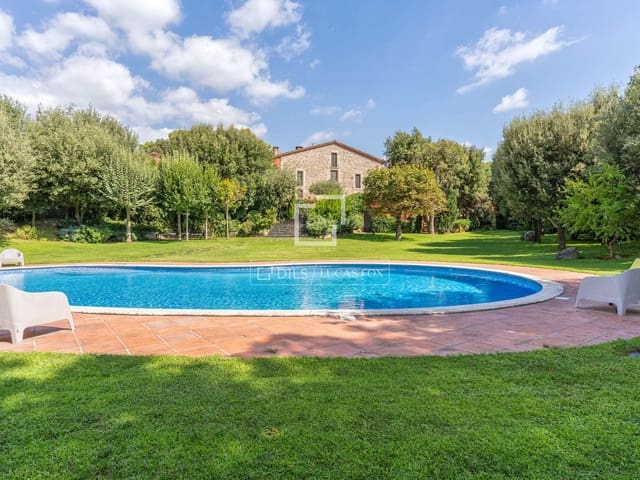 11 soverom Finca/Herregård til salgs i Sant Pere de Vilamajor med svømmebasseng garasje - € 2 900 000 (Ref: 10183448)
