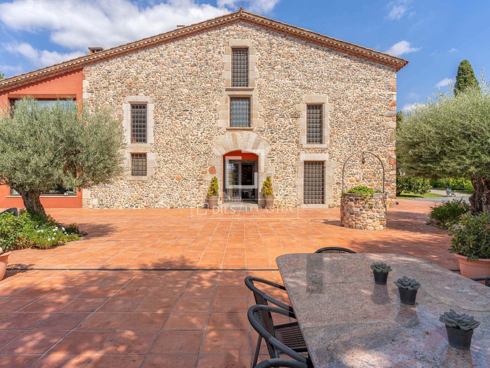 11 soverom Finca/Herregård til salgs i Sant Pere de Vilamajor med svømmebasseng garasje - € 2 900 000 (Ref: 10183448)
