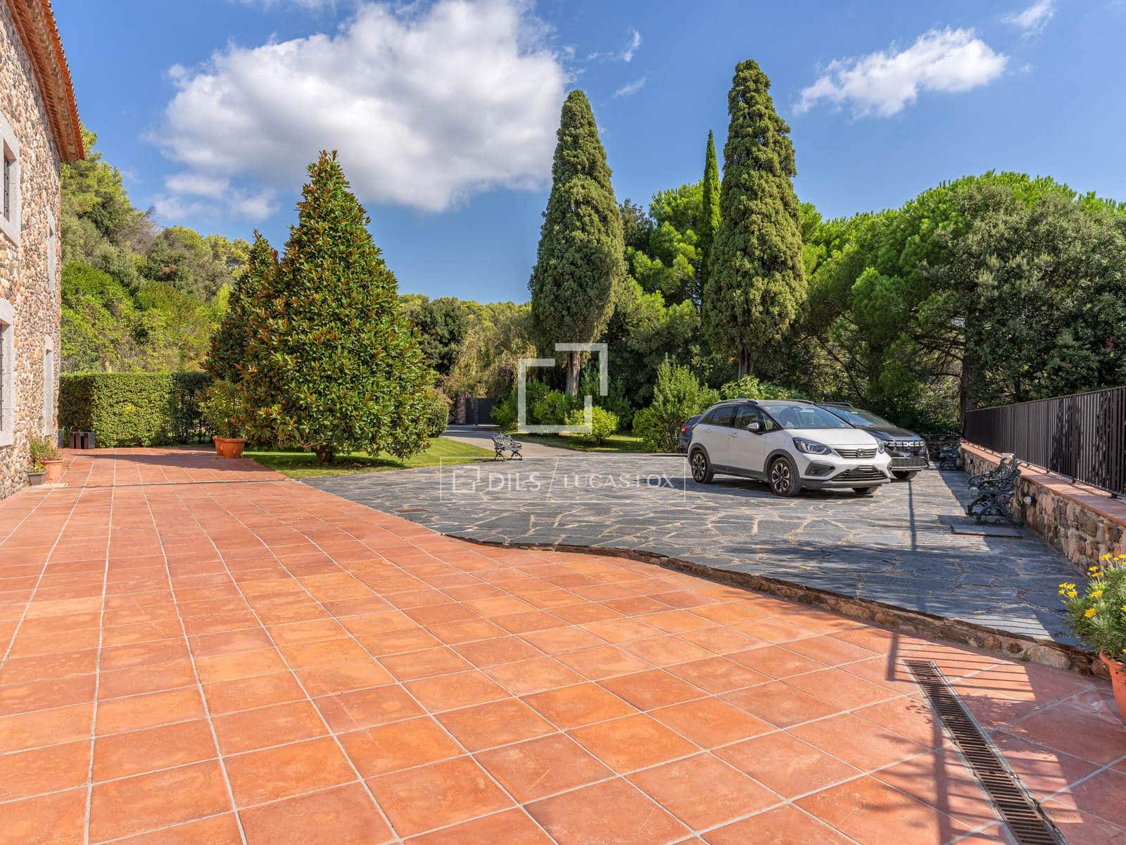 11 soverom Finca/Herregård til salgs i Sant Pere de Vilamajor med svømmebasseng garasje - € 2 900 000 (Ref: 10183448)