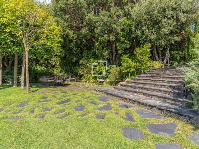 11 soverom Finca/Herregård til salgs i Sant Pere de Vilamajor med svømmebasseng garasje - € 2 900 000 (Ref: 10183448)