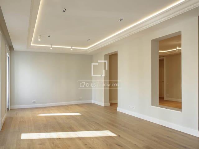 4 sovrum Lägenhet till salu i Almagro, Madrid stad med pool - 3 750 000 € (Ref: 10183449)