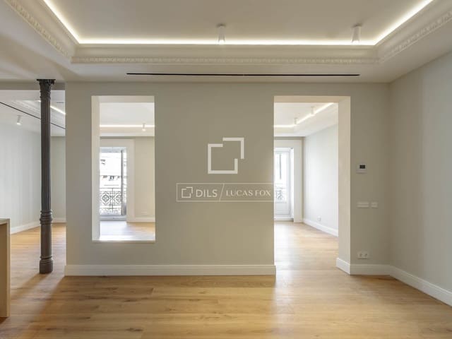4 sovrum Lägenhet till salu i Almagro, Madrid stad med pool - 3 750 000 € (Ref: 10183449)