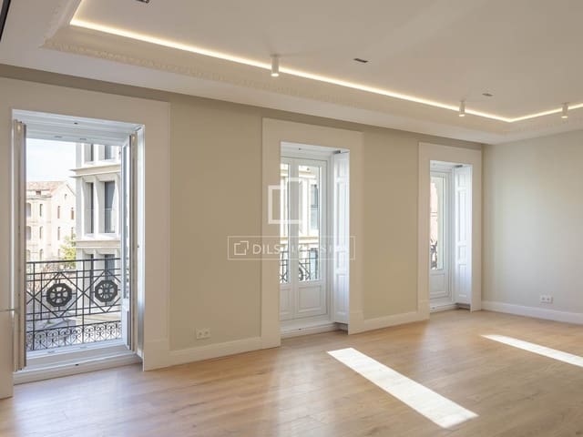 4 sovrum Lägenhet till salu i Almagro, Madrid stad med pool - 3 750 000 € (Ref: 10183449)
