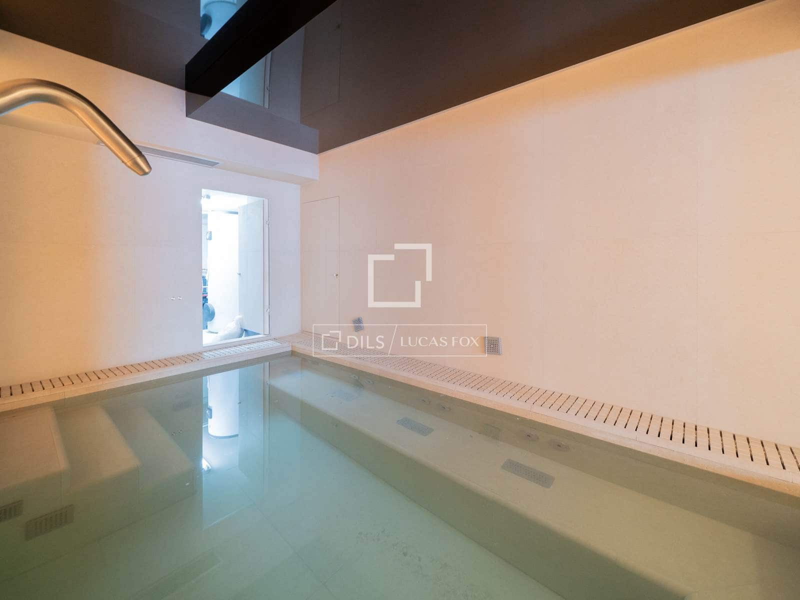 4 sovrum Lägenhet till salu i Madrid stad med pool - 3 750 000 € (Ref: 10183449)