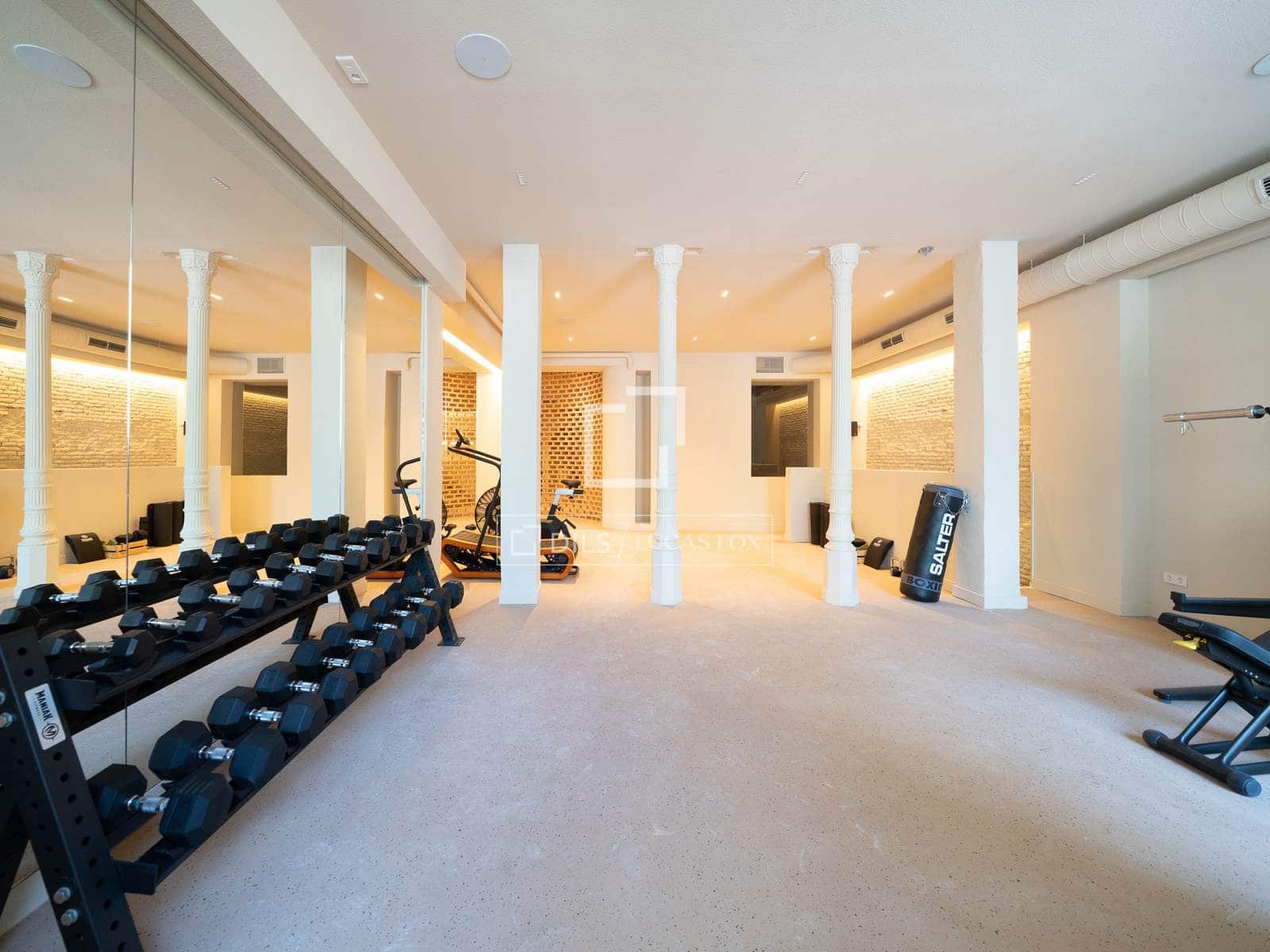 4 sovrum Lägenhet till salu i Madrid stad med pool - 3 750 000 € (Ref: 10183449)