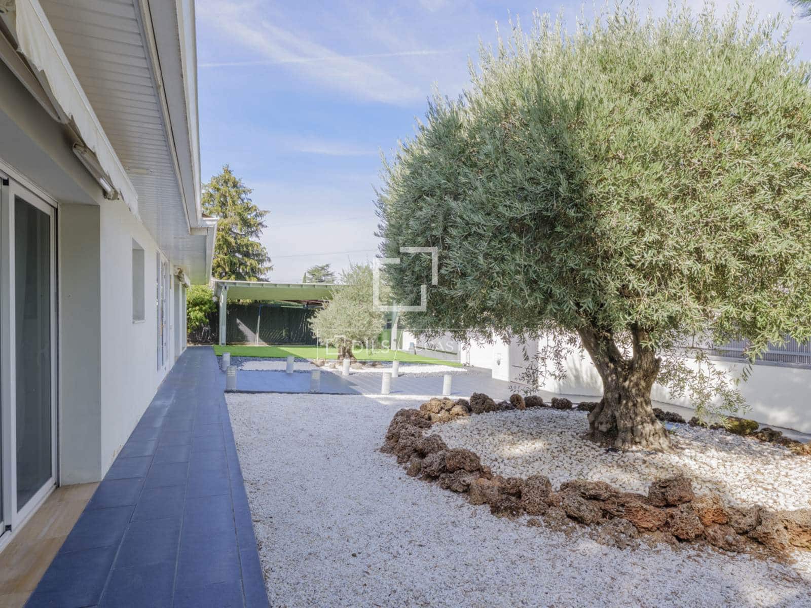 3 bedroom Villa for rent in Pozuelo de Alarcon with pool garage - € 6,000 (Ref: 10183450)