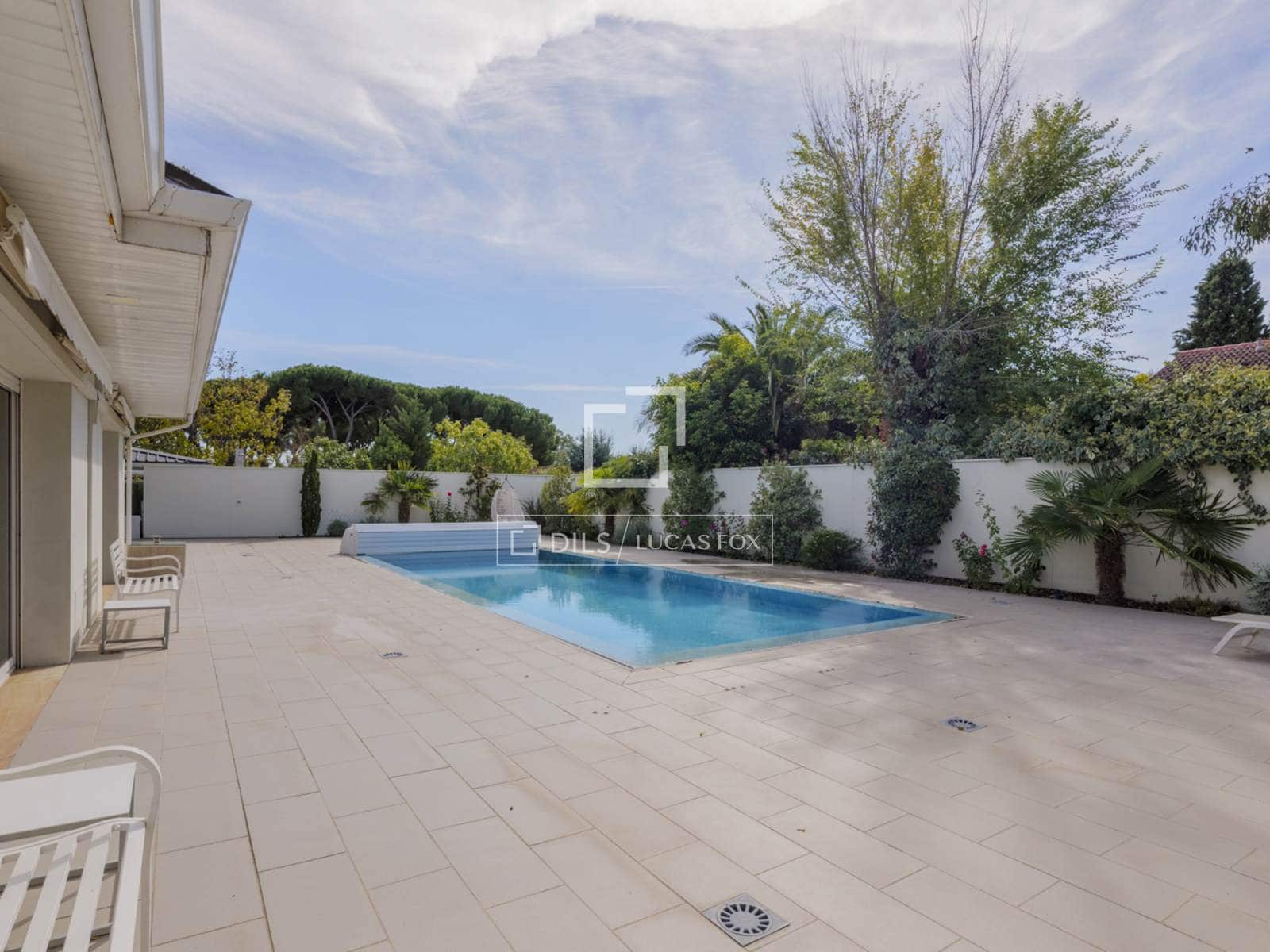 3 bedroom Villa for rent in Pozuelo de Alarcon with pool garage - € 6,000 (Ref: 10183450)
