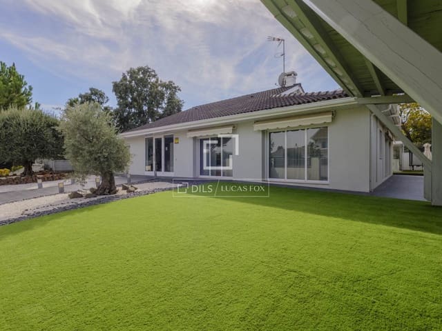 Chalet de 3 habitaciones en Pozuelo de Alarcón en alquiler con piscina garaje - 6.000 € (Ref: 10183450)