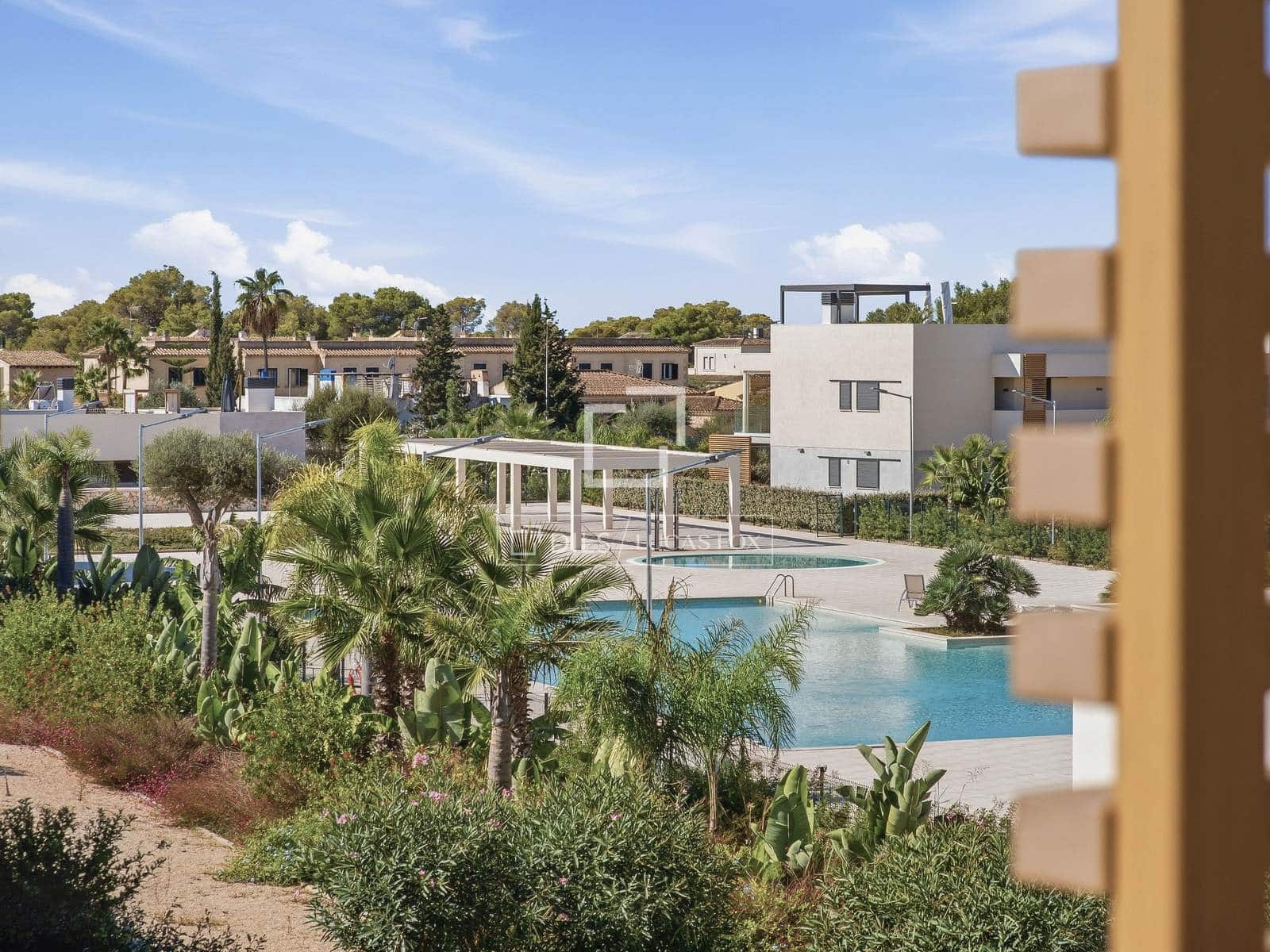 2 bedroom Apartment for sale in Sa Rapita / La Rapita with pool garage - € 729,000 (Ref: 10183638)