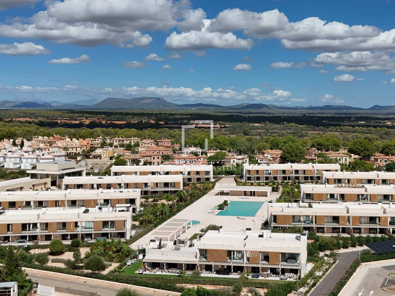 2 bedroom Apartment for sale in Sa Rapita / La Rapita with pool garage - € 729,000 (Ref: 10183638)