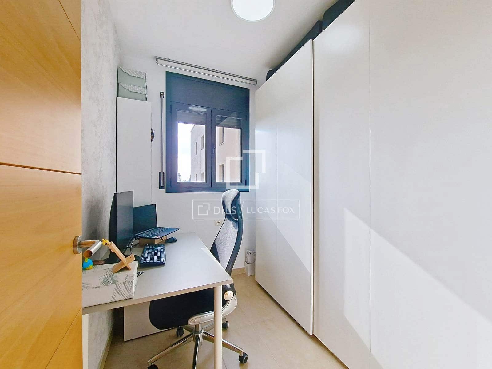3 slaapkamer Appartement te koop in Vilanova i la Geltru met zwembad garage - € 305.000 (Ref: 10183642)
