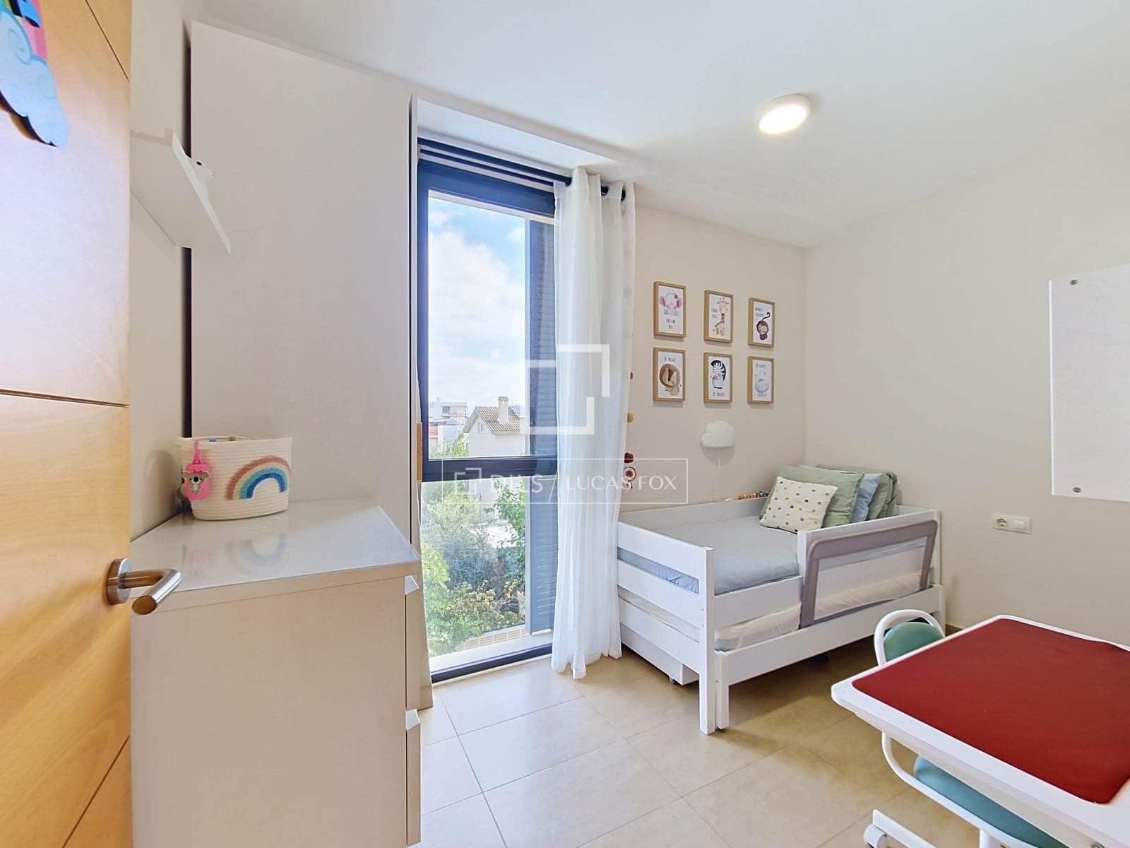 3 slaapkamer Appartement te koop in Vilanova i la Geltru met zwembad garage - € 305.000 (Ref: 10183642)