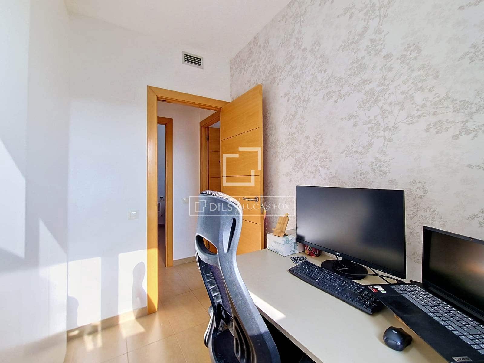 3 slaapkamer Appartement te koop in Vilanova i la Geltru met zwembad garage - € 305.000 (Ref: 10183642)