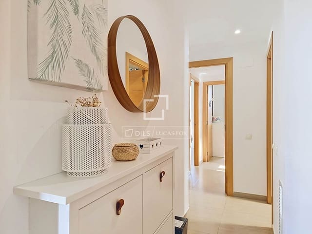 3 slaapkamer Appartement te koop in Vilanova i la Geltrú met zwembad garage - € 305.000 (Ref: 10183642)