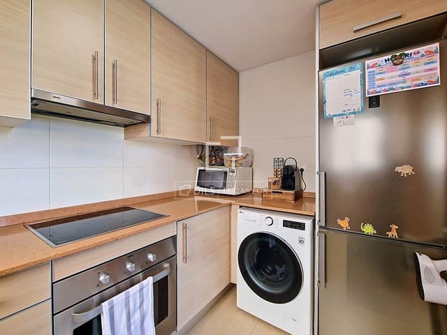3 slaapkamer Appartement te koop in Vilanova i la Geltrú met zwembad garage - € 305.000 (Ref: 10183642)
