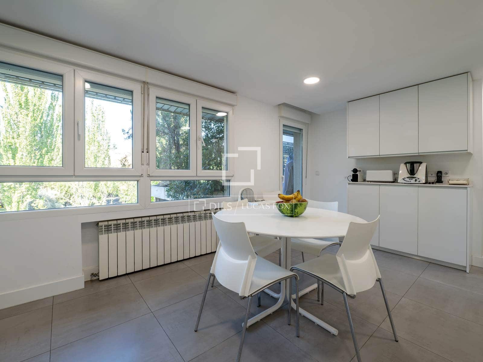 5 chambre Appartement à vendre à Alcobendas avec piscine garage - 3 300 000 € (Ref: 10183643)