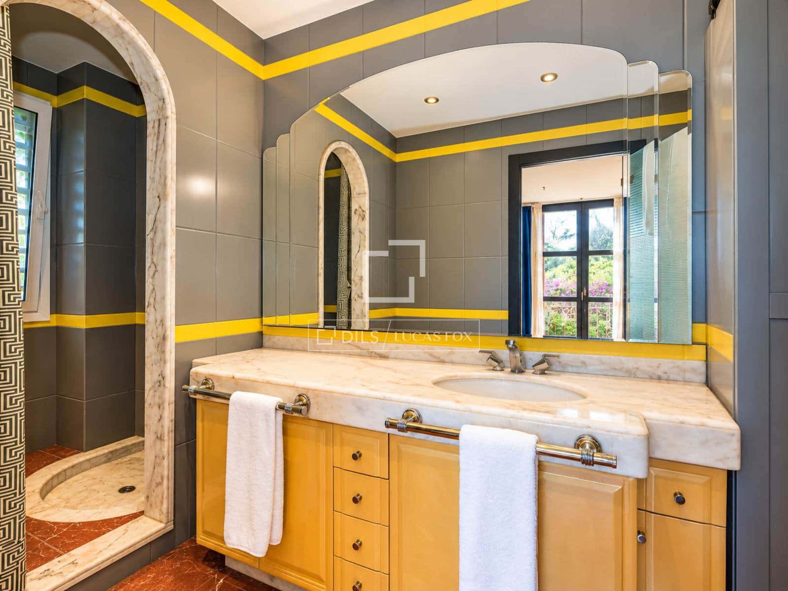 5 slaapkamer Villa te koop in Castelldefels met zwembad garage - € 1.700.000 (Ref: 10183953)