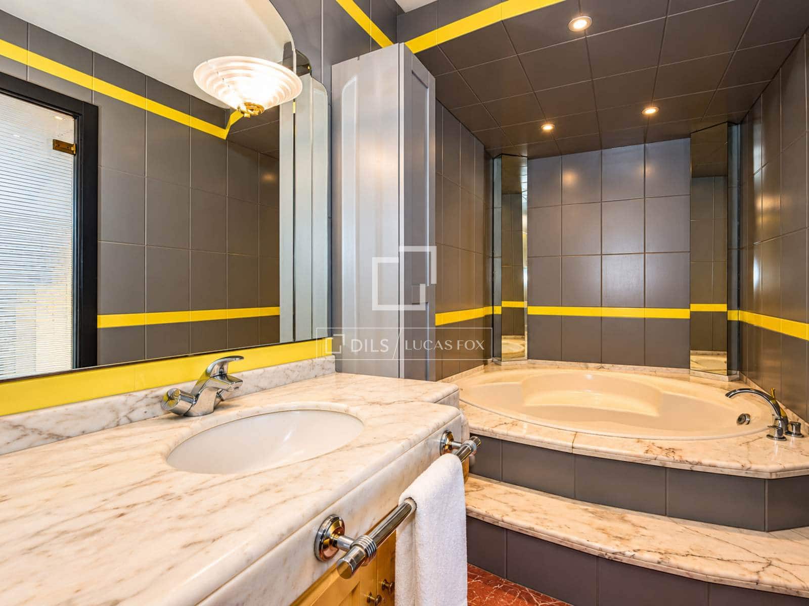 5 slaapkamer Villa te koop in Castelldefels met zwembad garage - € 1.700.000 (Ref: 10183953)