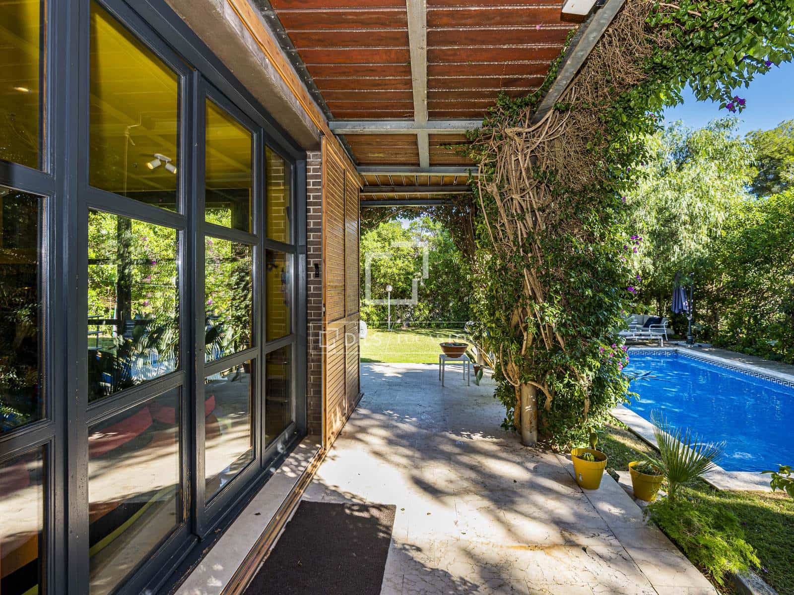 5 slaapkamer Villa te koop in Castelldefels met zwembad garage - € 1.700.000 (Ref: 10183953)