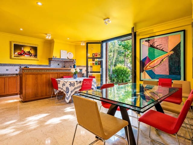 5 slaapkamer Villa te koop in Castelldefels met zwembad garage - € 1.700.000 (Ref: 10183953)