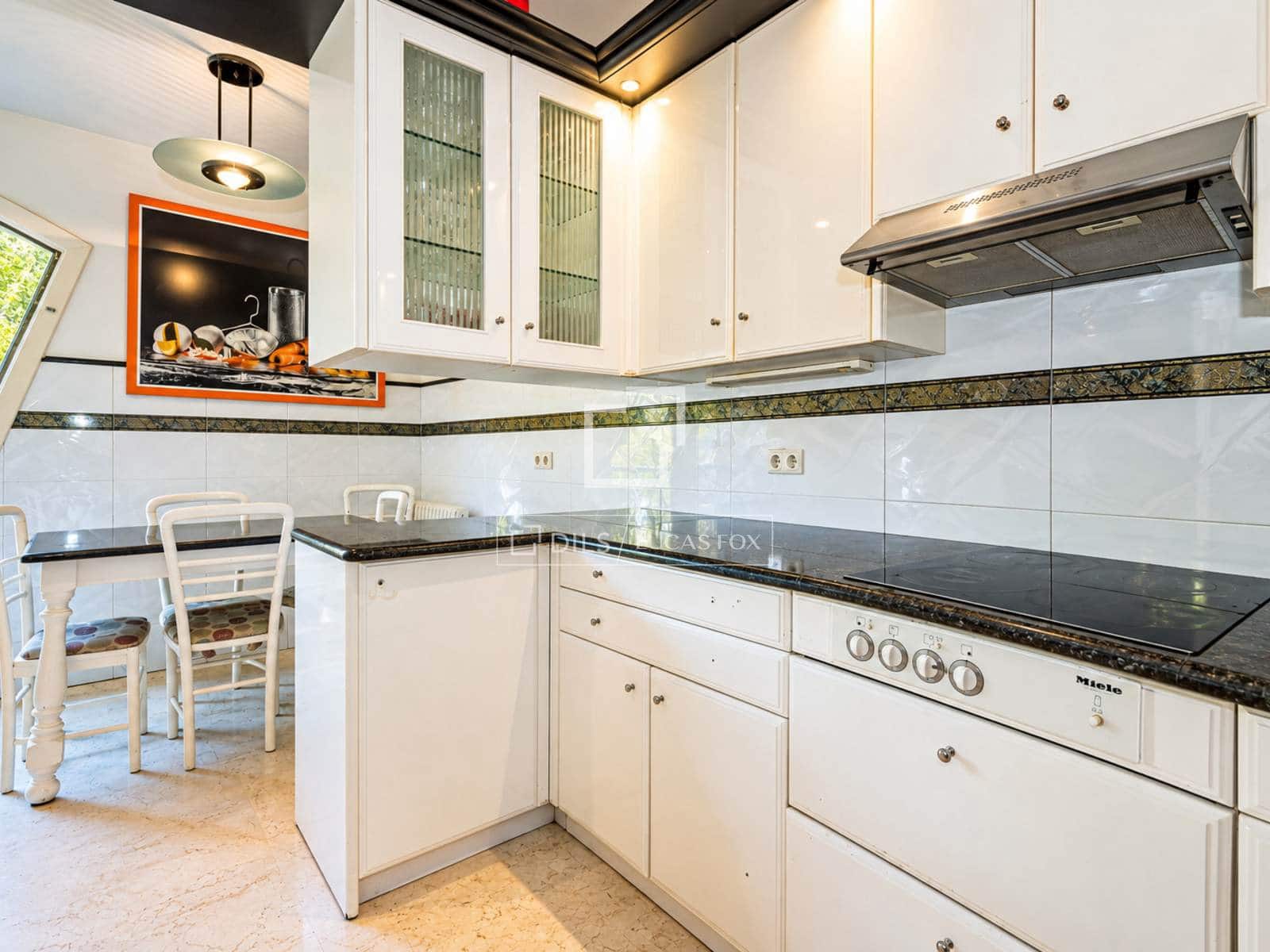 5 slaapkamer Villa te koop in Castelldefels met zwembad garage - € 1.700.000 (Ref: 10183953)