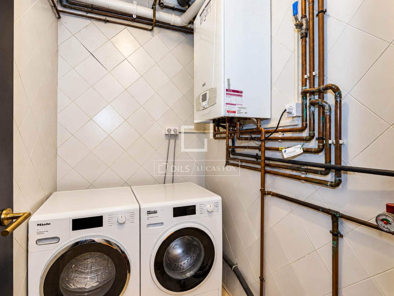 5 slaapkamer Villa te koop in Castelldefels met zwembad garage - € 1.700.000 (Ref: 10183953)
