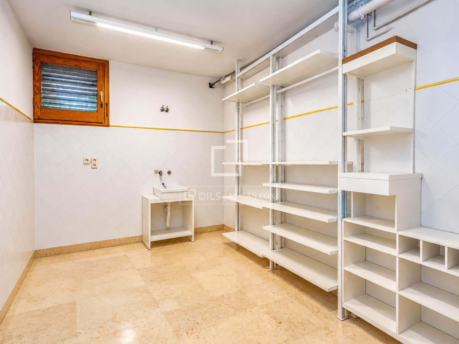 5 slaapkamer Villa te koop in Castelldefels met zwembad garage - € 1.700.000 (Ref: 10183953)