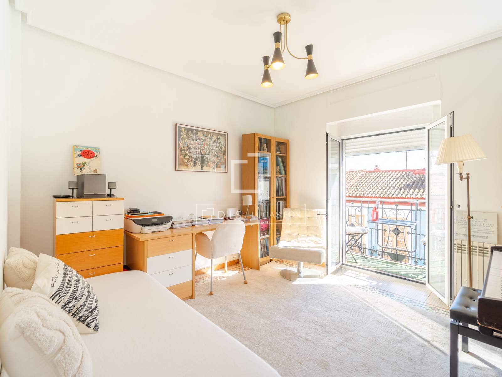 4 soveværelse Lejlighed til salg i Valencia by - € 650.000 (Ref: 10185276)