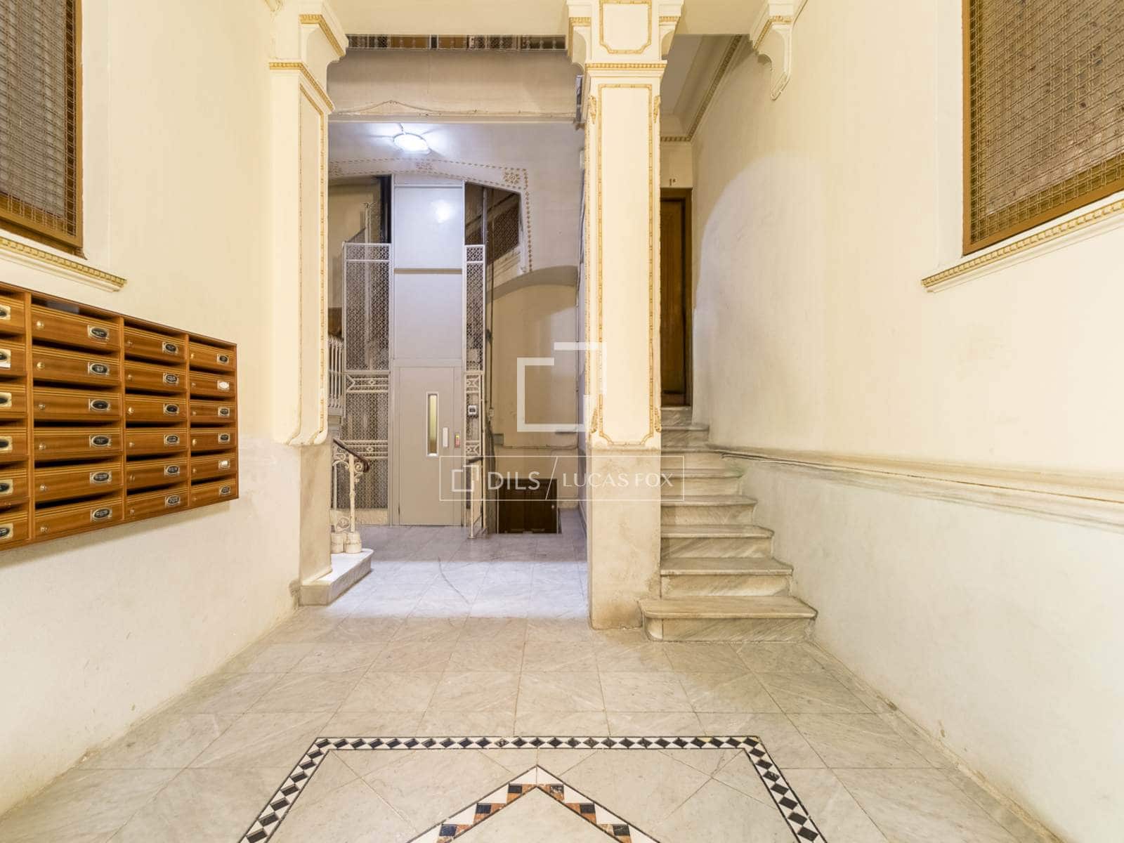Apartamento de 2 habitaciones en Barcelona ciudad en venta - 760.000 € (Ref: 10185427)